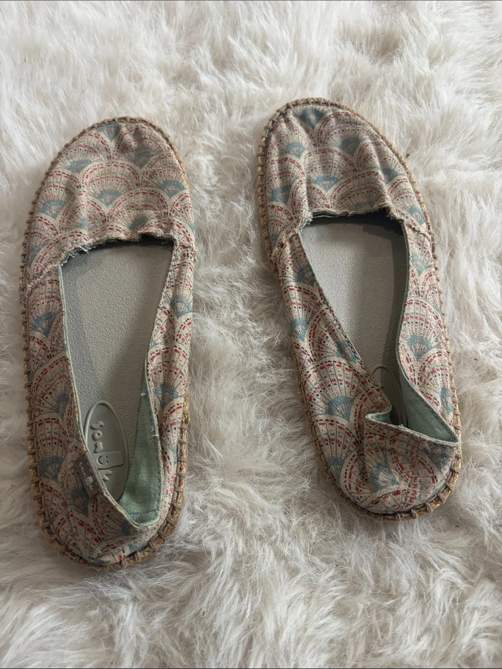 Sanuks Women's Slip-On Espadrilles in Cream and Teal Pattern